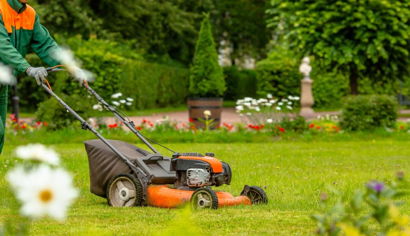 Seasonal Lawn Service Providers
